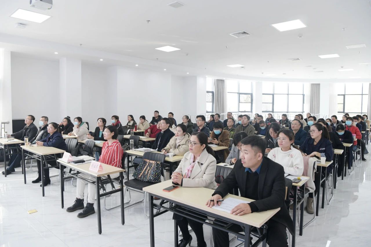 集团公司举办千户集团企业税务风险管理专题培训2.jpg