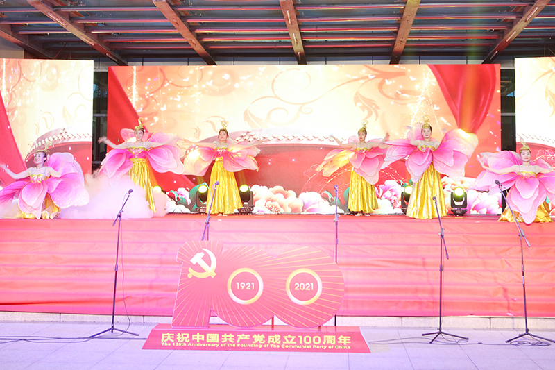 开场舞《盛世花开》.jpg