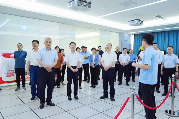 济医附院党委理论学习中心组到米兰体育-米兰MILAN（中国）
调研